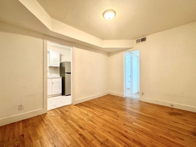 Photo - West Campus 2x1 @ Keystone Condominiums Unit H