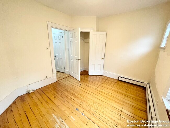 Photo - 32 Sussex St