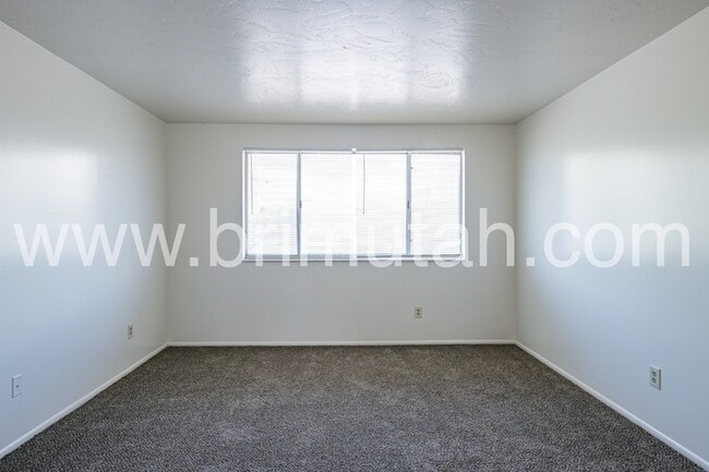 Photo - 4727 S 1300 E