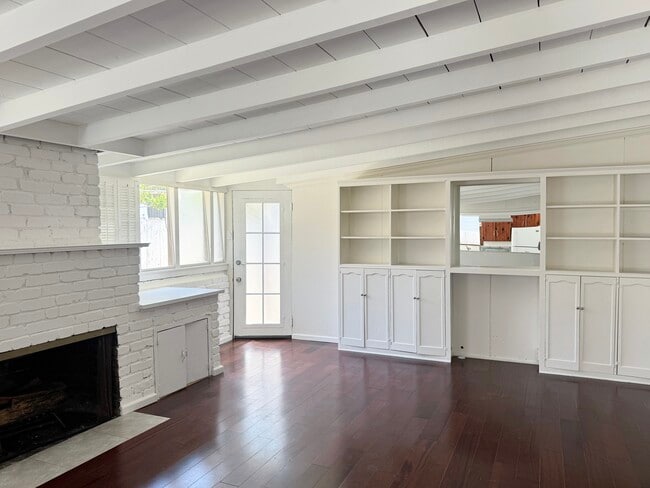 Photo - 2321 W Carson St