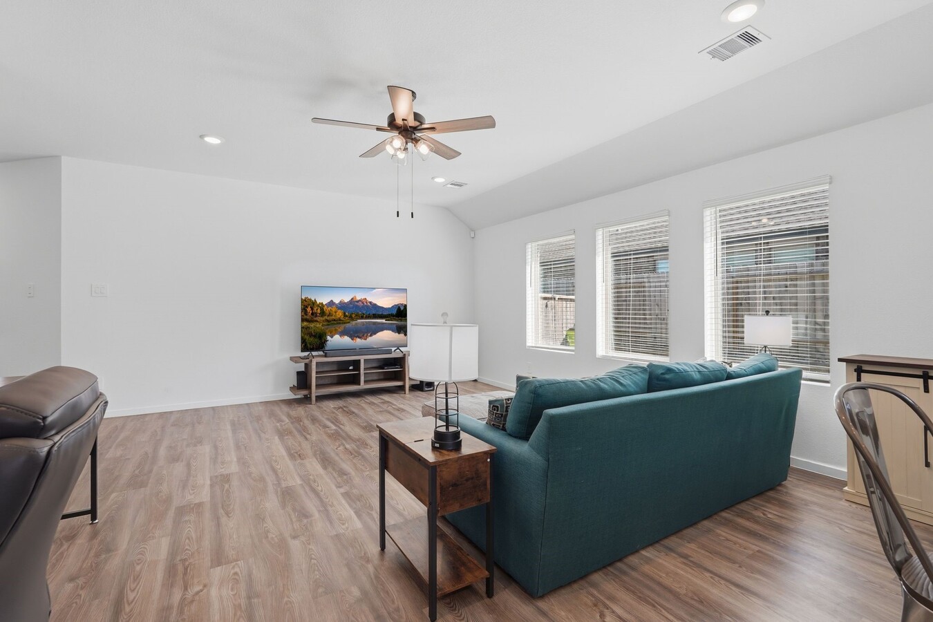 Photo - 651 Spring Ashberry Ct