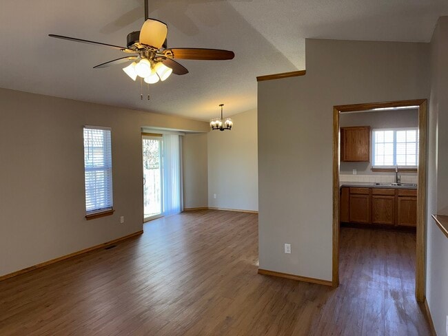 Photo - 1817 N Pine Grove St