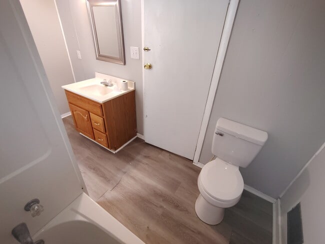 Photo - 417 S 12th St Unidad A