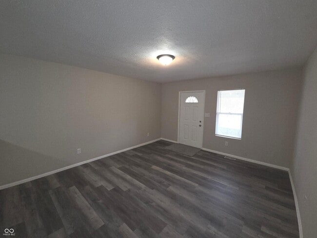 Photo - 3614 E New York St