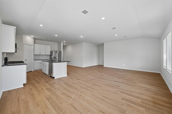 6605 Creek Edge Cir