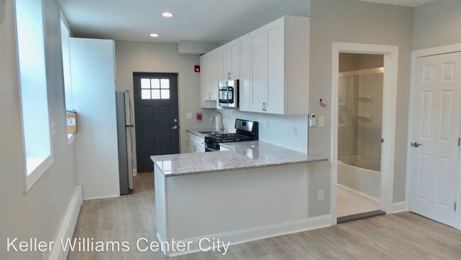 Photo - 2240 S 11th St