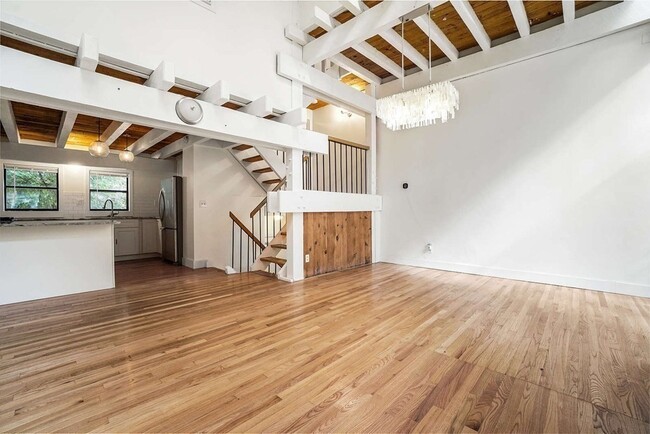 36 Irving St