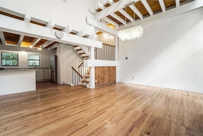 Photo - 36 Irving St