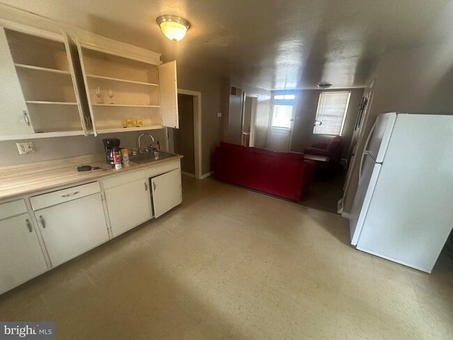 Photo - 2669 N Sherman St