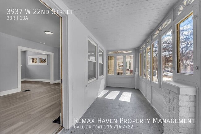 Photo - 3937 W 22nd St