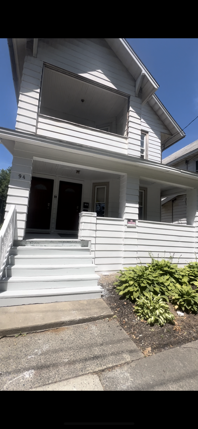 Front view - 94 Partridge St Townhome