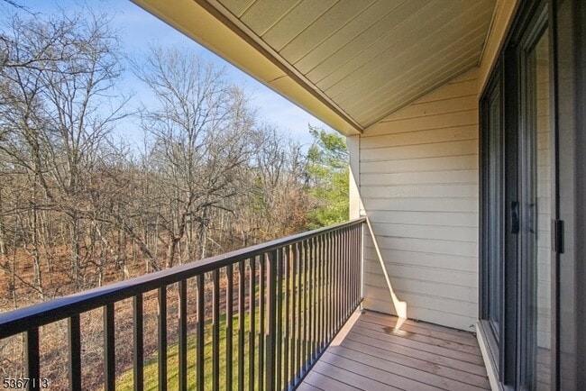 Building Photo - 203 Irving Pl Rental