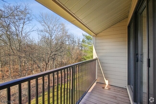 Building Photo - 203 Irving Pl Rental