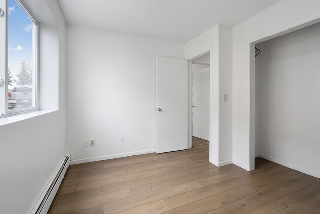Photo - Wild Grove Apartments - 702 NICC