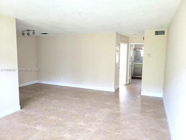 Photo - 1431 S 14th Ave Unit 114