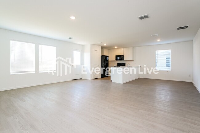 Photo - 10528 Desert Hawk Cir