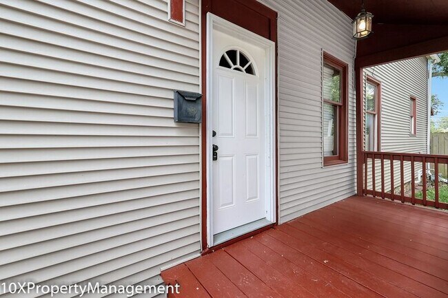 Photo - 117 W Park Ave