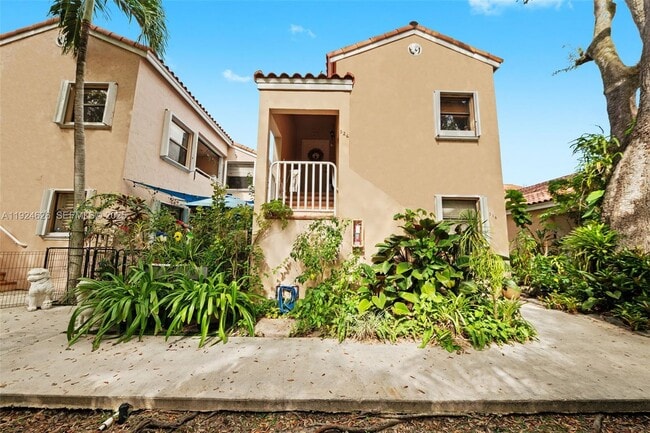 Building Photo - 11840 SW 80th St Unit 526