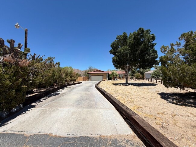 35827 Tumbleweed Cir