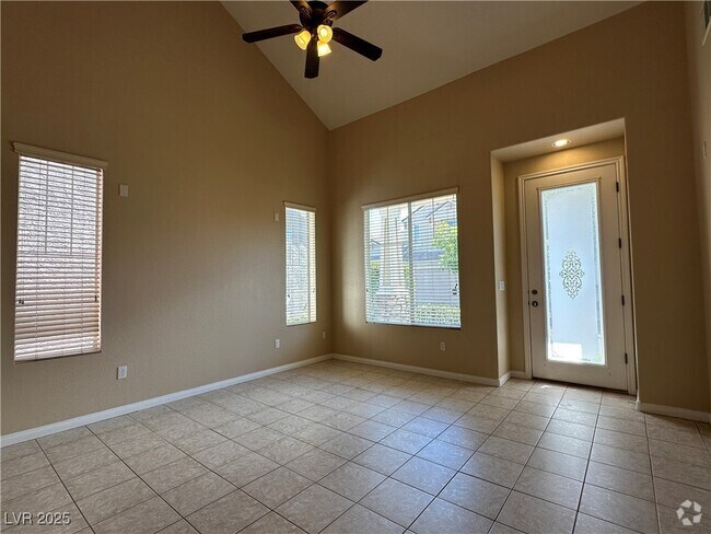 Building Photo - 7553 Grassy Bank St Rental