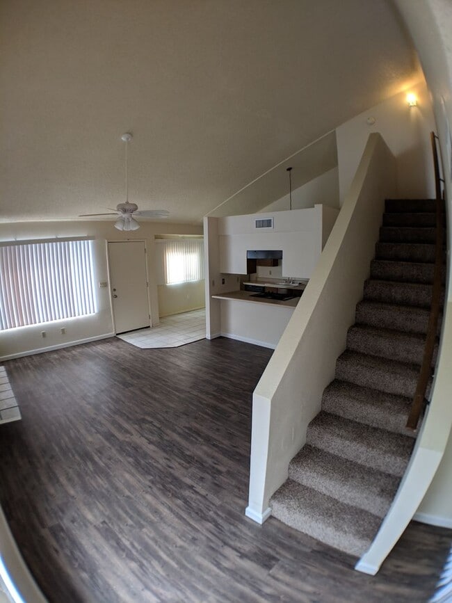 Photo - Beautiful Condo! MUST SEE! 2bed&2bath - 2 ...