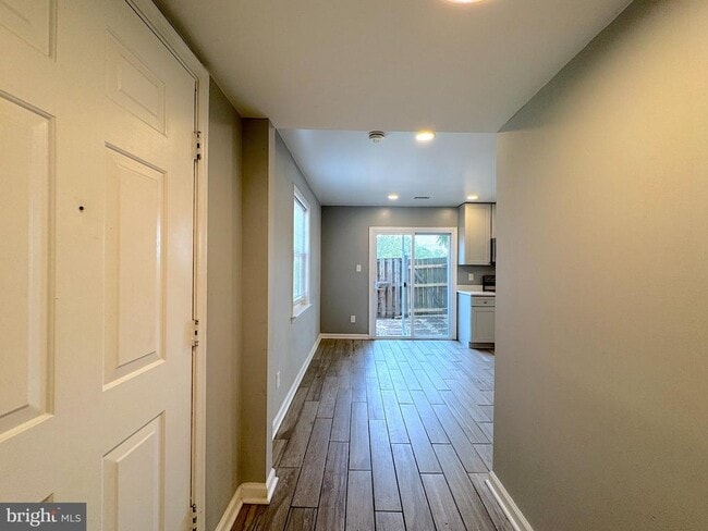 Photo - 9819 Hagel Cir