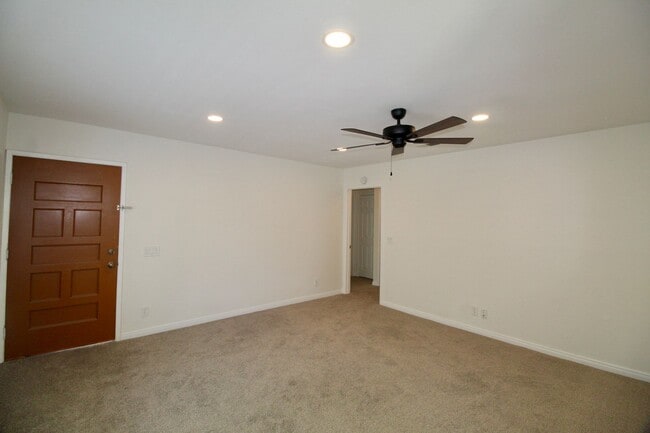 Photo - 8626 Summerdale Rd