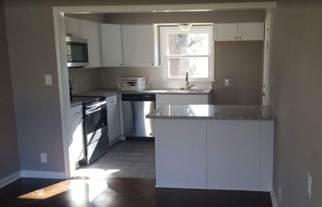 Photo - Charming 2-Bedroom, 1-Bath Home in Raytown, MO – Modern Finishes & Spacious Yard!