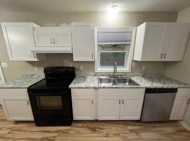 Photo - 240 Prospect St