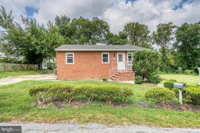 Building Photo - 5808 Meridale Rd Rental