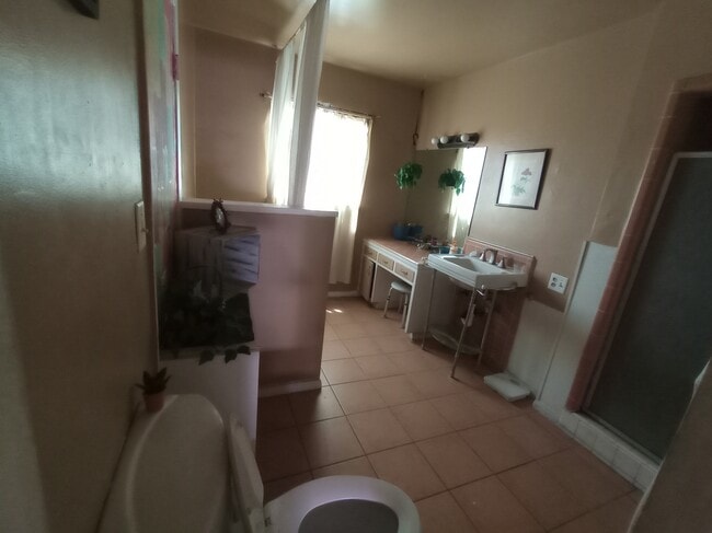 Photo - 871 E Franklin Ave