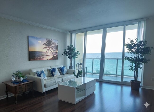 living room - 2501 S Ocean Dr Unit 723