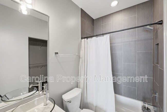 Photo - 919 Westbrook Dr