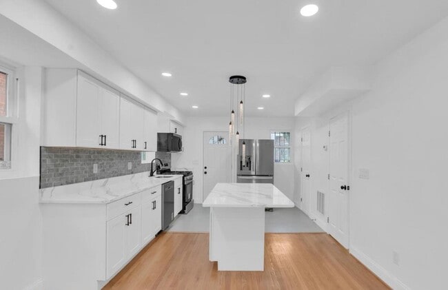 Photo - 518 Oglethorpe St NE