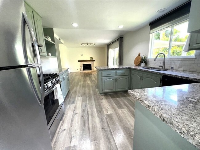 Photo - 6911 Laurelhurst Dr