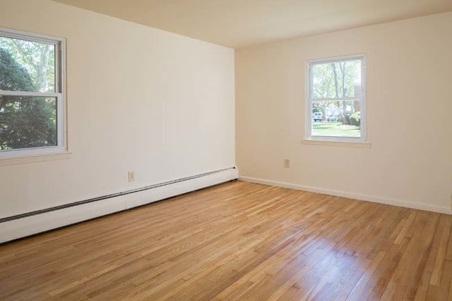 Photo - Scotch Plains Gardens