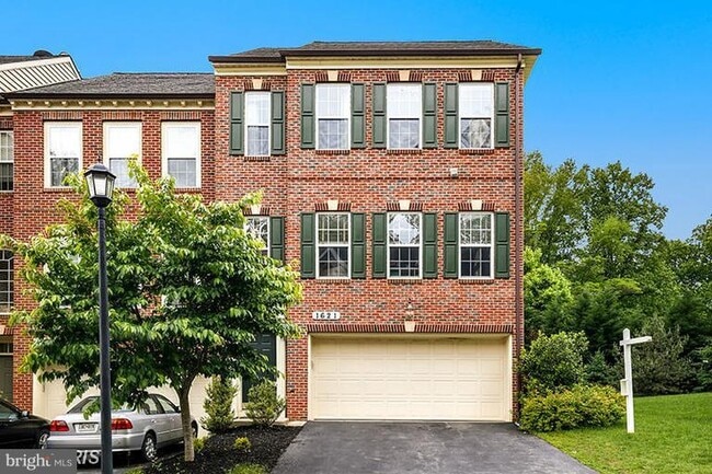 Photo - 1621 Whitehall Dr