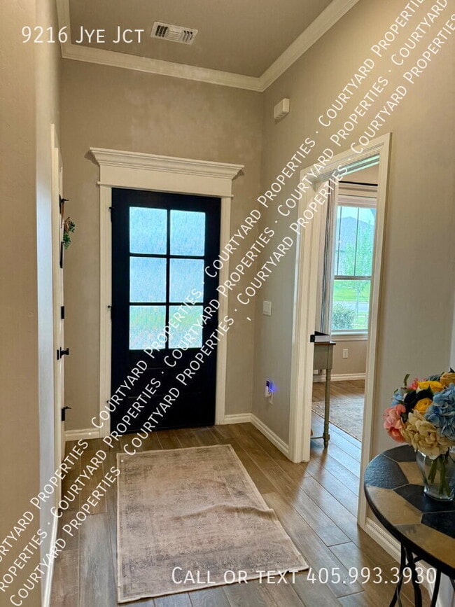 Photo - 9216 Jye Jct