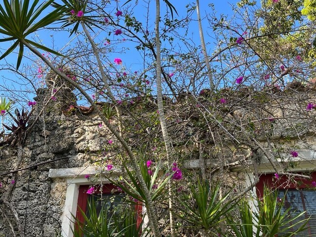 Photo - 8238 NE 9th Ave