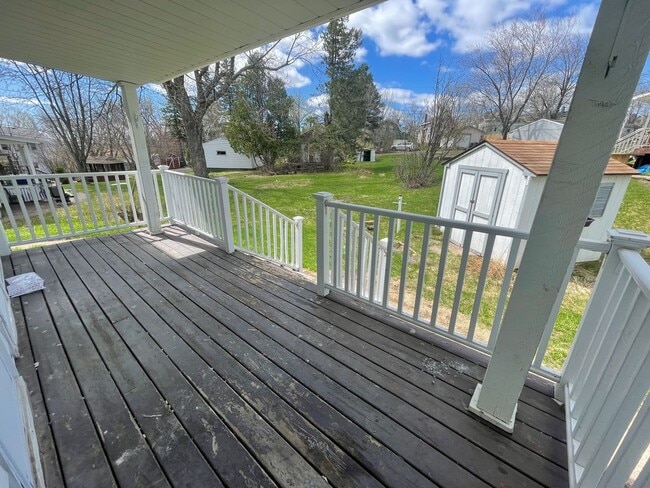 Photo - 102-104 Morley Pkwy