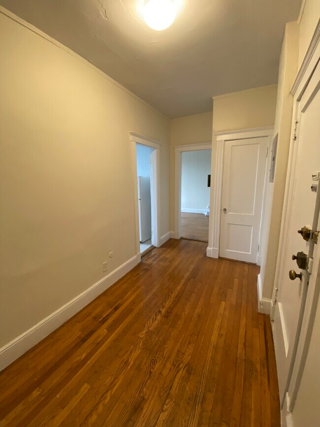 Photo - 1820 Commonwealth Ave Unit 23