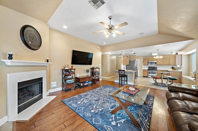 18223 Lundar Ln