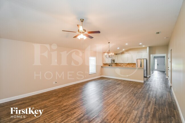 Photo - 627 Arborwood Dr