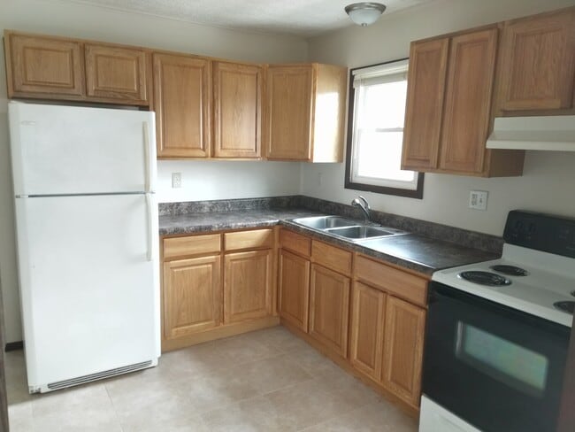 Photo - 411 Parker St Unit B