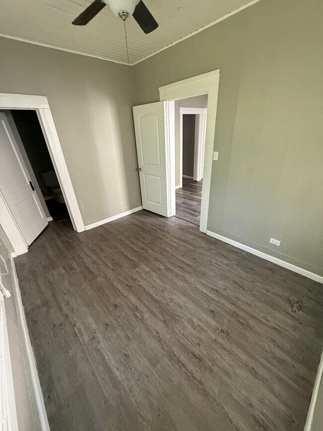 Photo - 2530 Pierce St