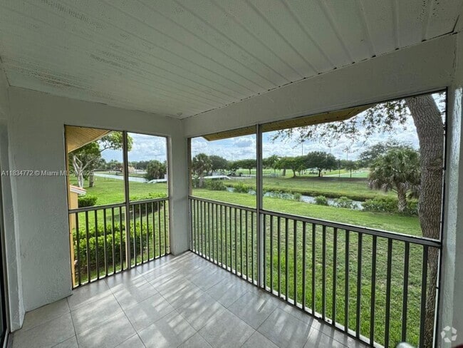 Building Photo - 1075 Coral Club Dr Unit 1075 Rental