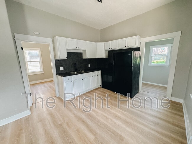 Photo - 2519 S 12th St