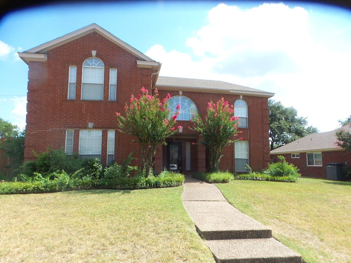 **Country Meadow** - **Country Meadow** House