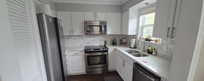 Photo - 3311 Blackburn St Unit 109