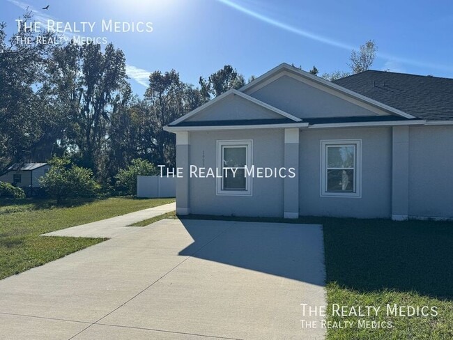 Photo - 1999 Marshall St